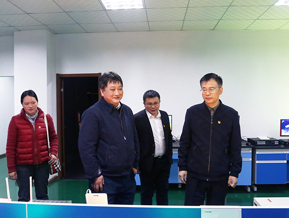 杭州市貿(mào)促會(huì)會(huì)長鄭榮新一行蒞臨勇電參觀指導(dǎo)！